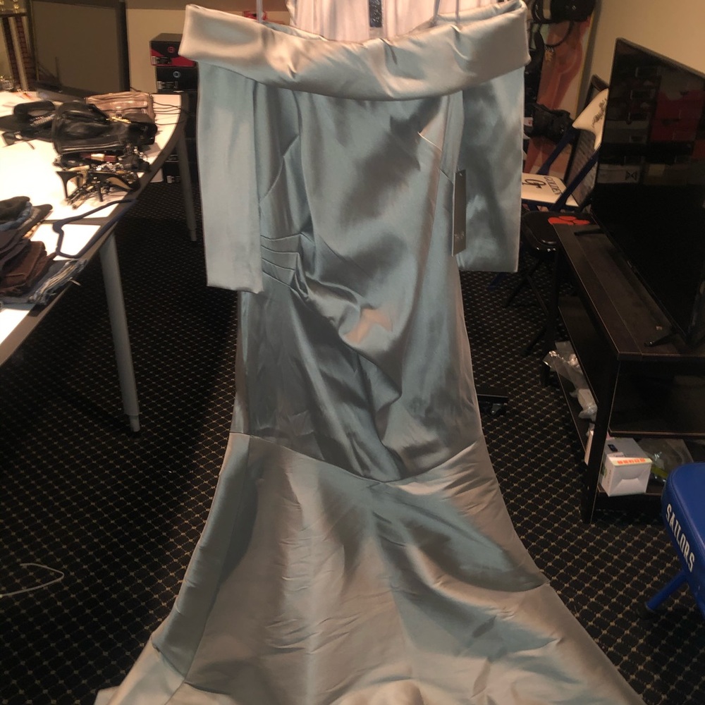 Gorgeous Theia couture gown